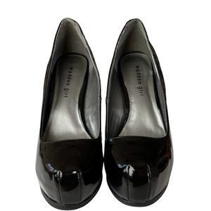 Steve Madden Black Patent Platform Pumps Size 8.5